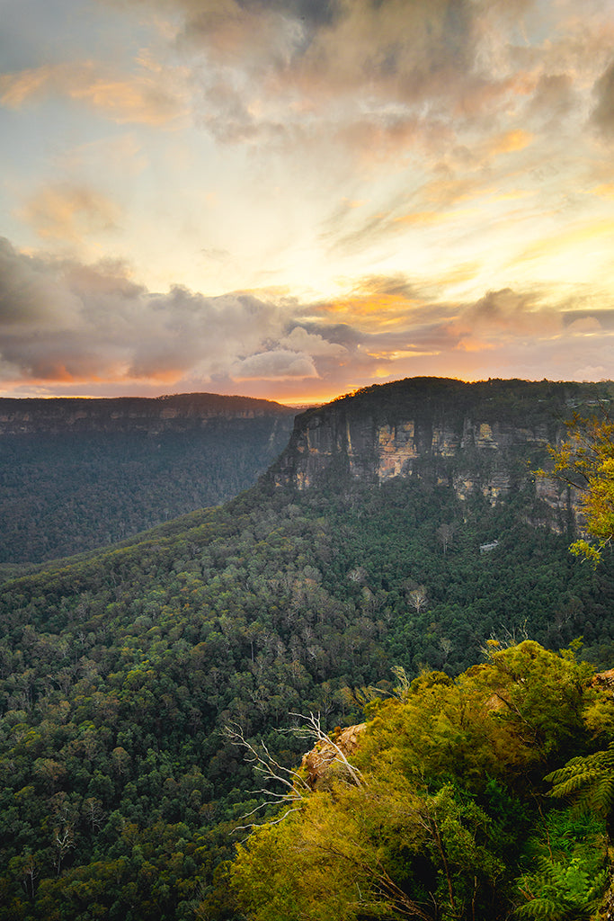 Sunset from Echo Point Blue Mountains