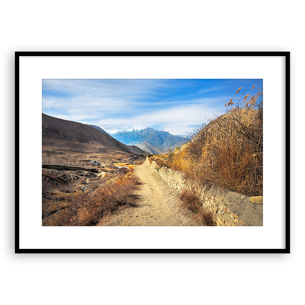 Walking trail to Jomsom Nepal.